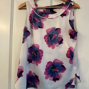 Sleeveless flower Ann Taylor top